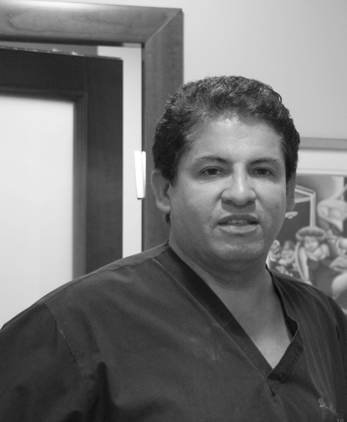 Dr. Juan M. Romero Andrade